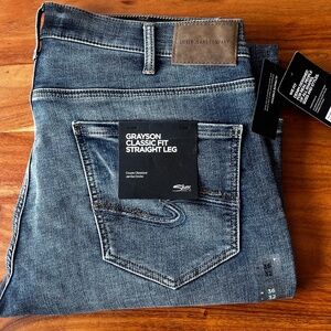NWT Men’s Classic Fit Straight Leg Silver Jeans - W36 L32